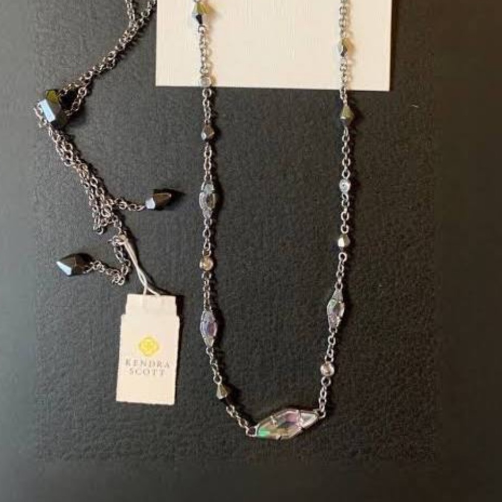 Kendra Scott Debra necklace